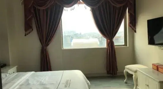 Люкс Boluo Gengxin Hotel