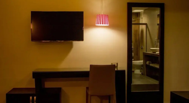 Четырёхместный номер Standard Remfort Hotel