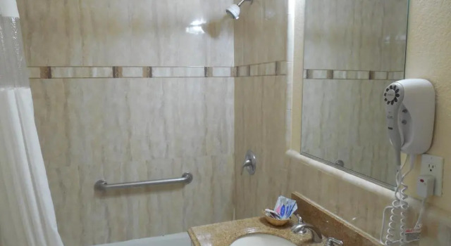 Четырёхместный номер Standard Motel Mediteran