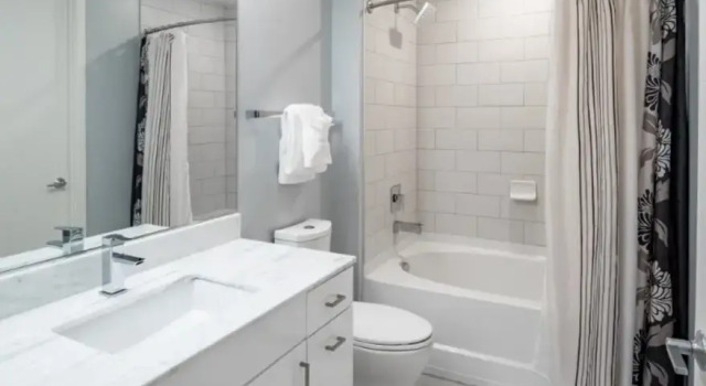 Апартаменты Luxury c 1 комнатой Bluebird Suites Near Chevy Chase