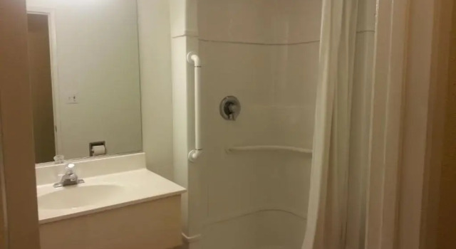 Номер Standard Americas Best Value Inn - Lincoln Airport