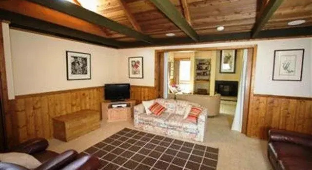 Casbak Alpine Units, Book Hotel  