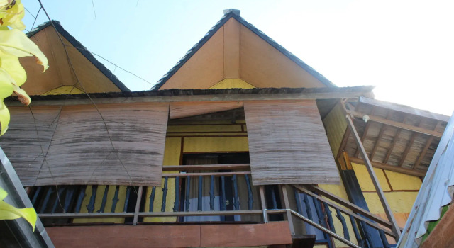 Novie's Tourist Inn