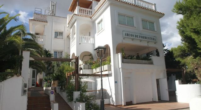 Boho Suites Formentera, Boek Appartementenhotel Es Pujols Formentera