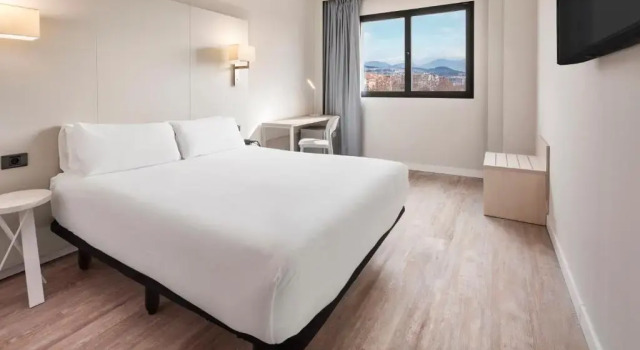 Двухместный номер B&B HOTEL Granada Estación