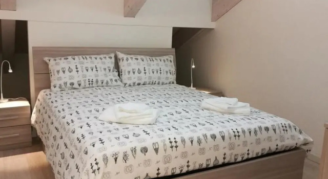 Inappartamento Queen, Boek Hotel Borgo Po Turijn, in de buurt van Murazzi del Po