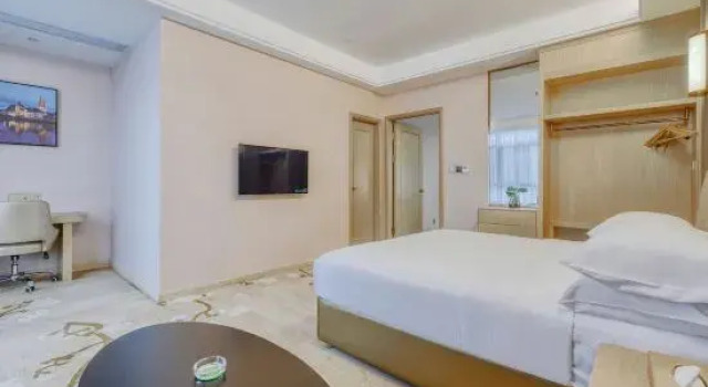 Люкс Vienna Hotel (Fuqing  Wanda Plaza)