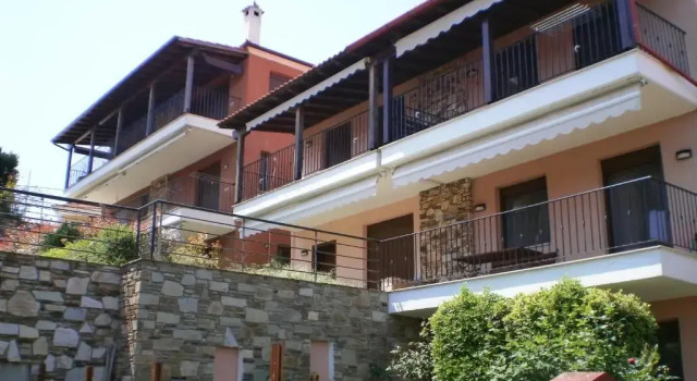 Mary'S House, Book Apartment Paliouri 