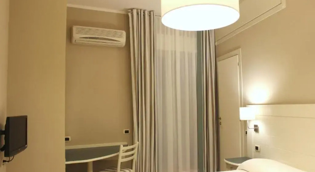Номер Classic Astoria Hotel