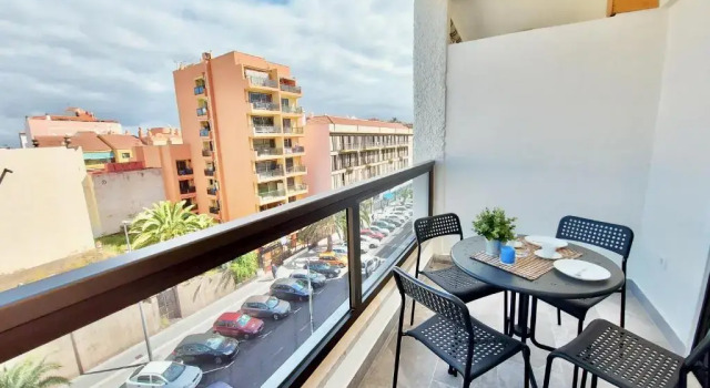 Apartamento Lucilú, Забронировать Апартаменты/квартира Отели Пуэрто-де-ла-Крус с парковкой, рядом с Комплекс бассейнов Лаго-Мартианес, Парковка