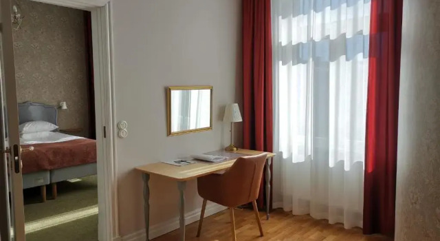 Полулюкс Hotel Lorensberg