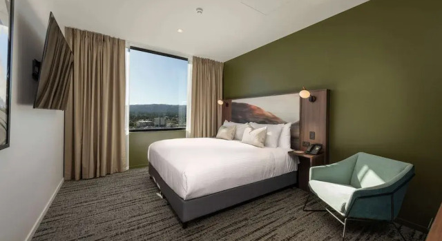 Двухместный люкс Executive TRYP Adelaide by Wyndham