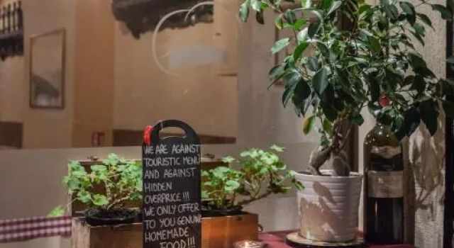 Monti Garden, Забронировать Отель Отели Рима с парковкой, рядом с Станция метро Manzoni, Парковка