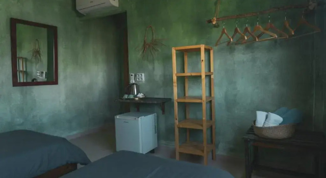 Hostal Esfigueral, Book Bed and Breakfast Santa Eulalia del Rio 