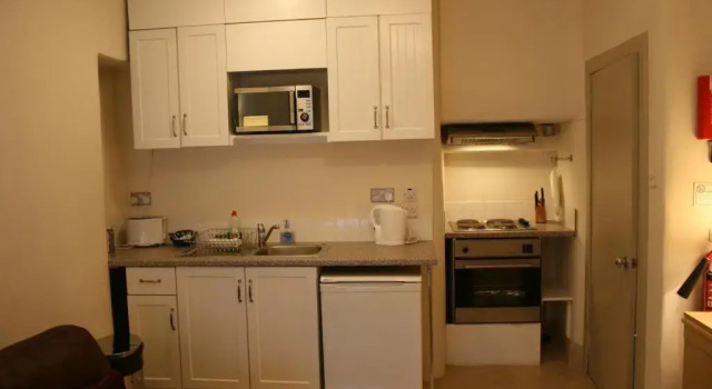 Royal Mile Budget Apartments, Забронировать Апартаменты/квартира Старый город Эдинбург, рядом с Национальный музей Шотландии