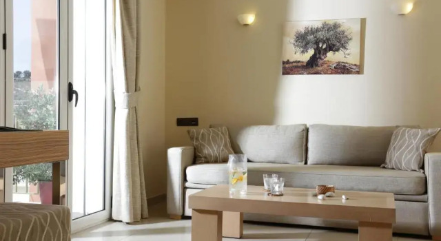 Полулюкс с балконом Petani Bay Hotel