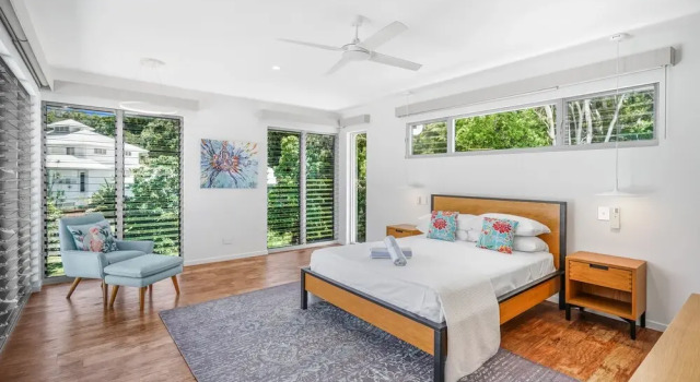 Tranquil Waters - Luxury in Oceans Edge, Book Hotel Palm Cove Cairns Beaches