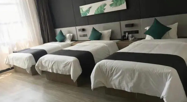 UP and IN Hotel Shanxi Xianyanggan County Wanlian Jiaju, Rezerwuj Hotel Xianyang Shaanxi