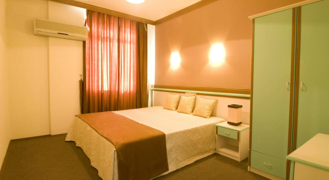 Altinbas Apart Hotel, Забронировать Отель Отели Кушадасы с бассейном, рядом с Kusadasi Bars Street, Бассейн