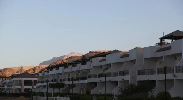 Dolphin Beach Resort, Rezerwuj Ośrodek wypoczynkowy Ajn Suchna Suez