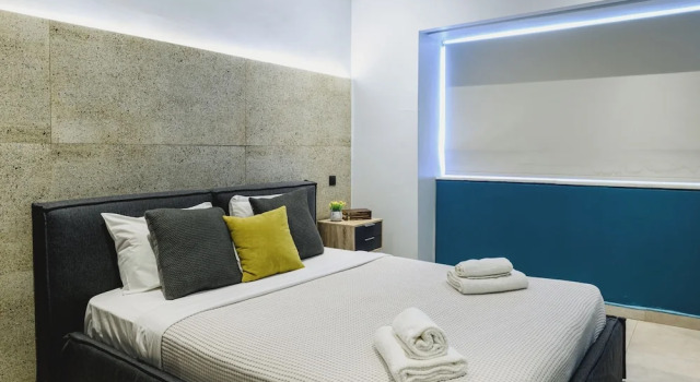 Athens Center Modern Suite