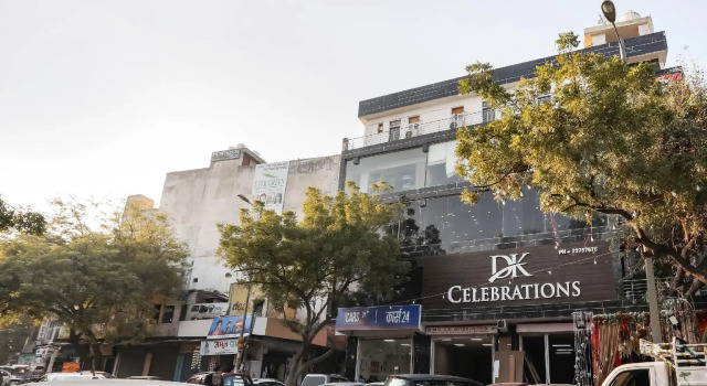 Capital O 70750 Blue Stone, Забронировать Отель Отели Нью-Дели с завтраком, Завтраки