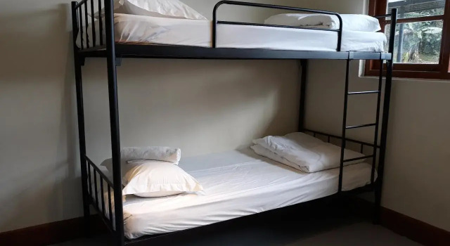 Garden Guest House, Rezerwuj Pensjonat Hotele w Pahang z parkingiem, Parking