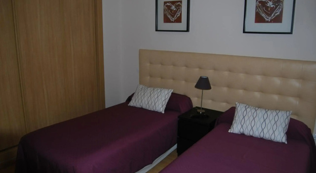 Aparthotel Encasa, Varaa Huoneistohotelli Hotellit Madridin maakunta pysäköinnillä, Pysäköinti