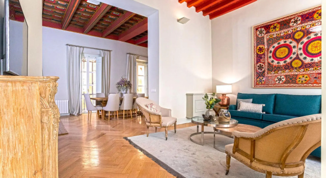 Unique Sevillian Palace-House in Santa Cruz. Abades Terrace, Забронировать Отель Севилья провинция Севилья, рядом с Торре-дель-Оро