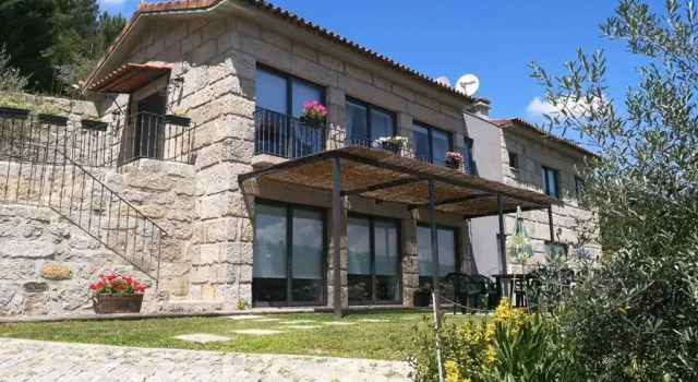 Вилла с 3 комнатами Casa dos Becos