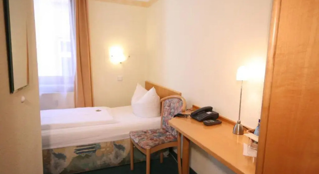 Classic Inn, Забронировать Отель Отели Гейдельберга с парковкой, рядом с Heidelberg Congress Center, Парковка