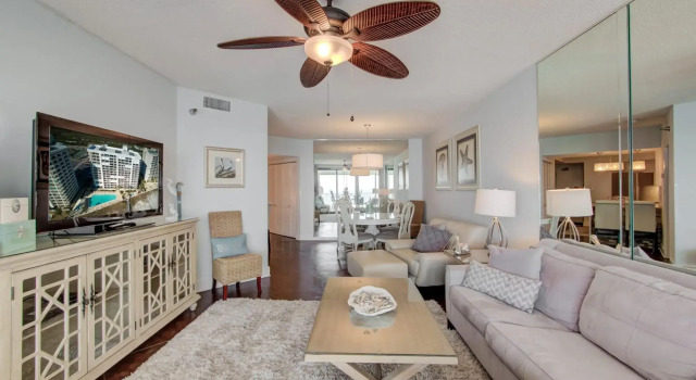 Gorgeous Penthouse 3 Bedroom Condo - Beach Front in Orange Beach, Prenota Residence Apart-hotel a Alabama, Residence