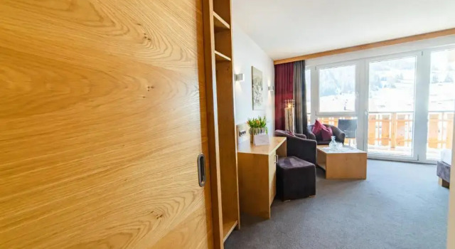 Апартаменты с 3 комнатами Hotel Hochland