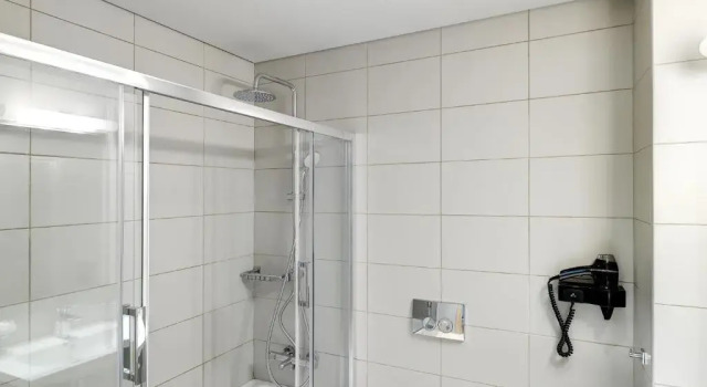 Четырёхместный номер Superior Phidias Piraeus Hotel