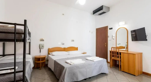 Четырёхместный номер Standard Hotel Rosalba san mauro mare