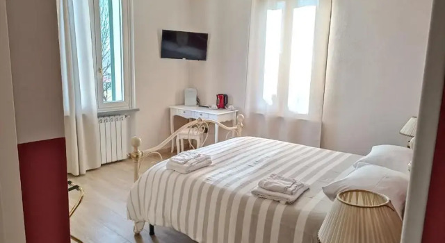 Номер Deluxe B&B VILLA PREZIOSA LAGO MAGGIORE