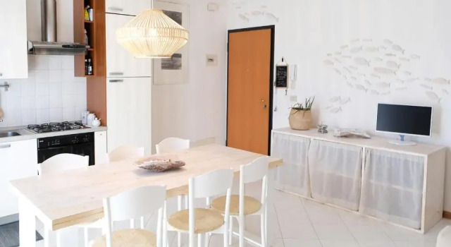 Апартаменты Sunny Apartment On The Sea