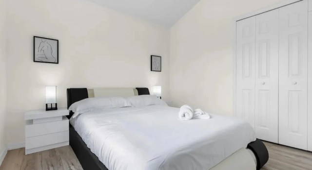 Семейный коттедж Disney Area 4BR Home with Heated Private Pool