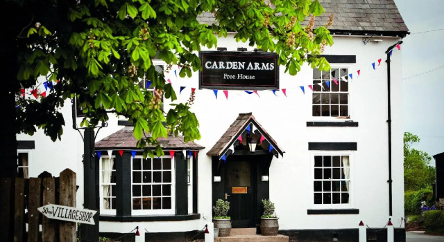 The Carden Arms, Book Pension Malpas 