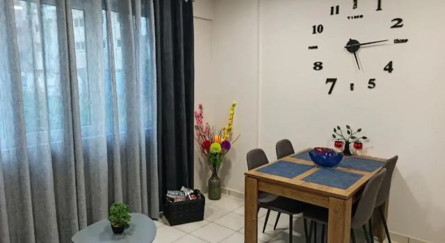 Central Square Apartment 1, Prenota Appartamento Hotel a Peloponneso con parcheggio, Parcheggio