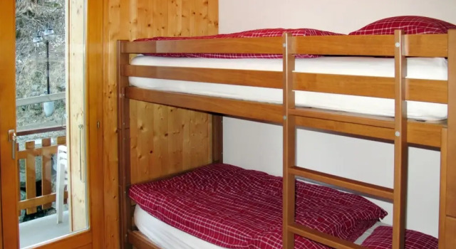 Hiboux Vex in Vex With 5 Bedrooms and 3 Bathrooms
