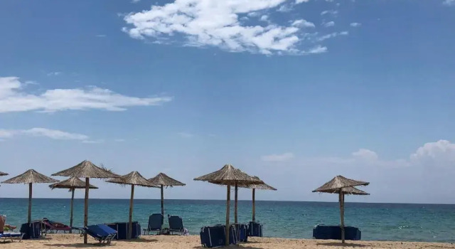 Коттедж с 3 комнатами AM Beach House