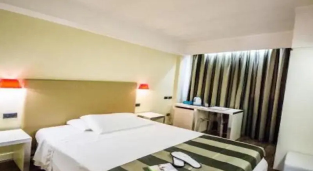 Одноместный номер Standard Hotel Roma Tor Vergata