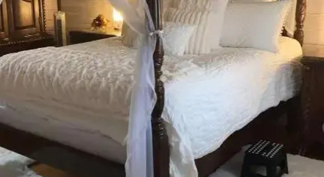 Bath House & Hotel, Boek Hotel Antlers Oklahoma