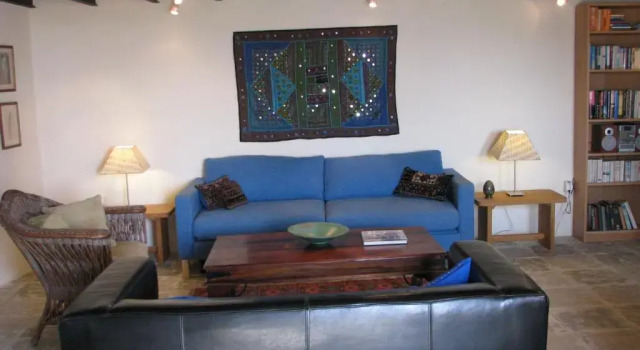 Apartament dupleks Dolphin Guest House and Studios