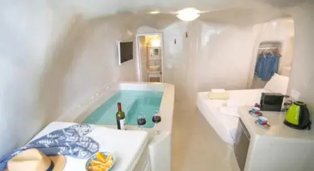 White Suite, Забронировать Вилла Отели Ия с парковкой, Парковка