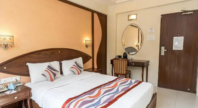 Номер Deluxe FabHotel Shubhangan - Nr Bandra