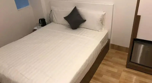 RedDoorz near Cho Xom Moi Nha Trang