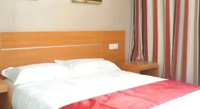 Номер Superior Thank Inn Hotel Shandong Qingdao Railway North Station Junfeng Road