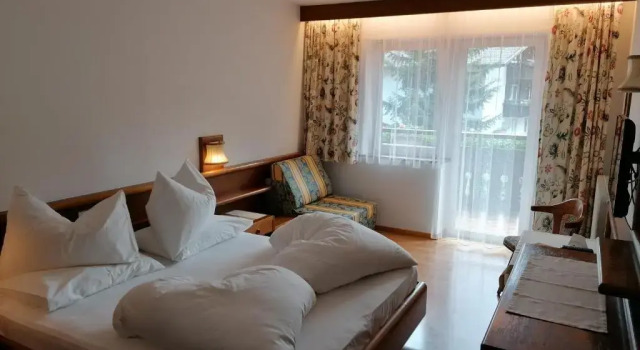 Двухместный номер Standard с балконом и с видом на горы Hotel Residence Griesfeld